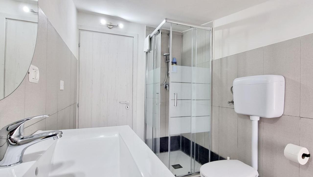 Guest Holiday Mandra 12 E 13 Reggio Emilia Exterior foto